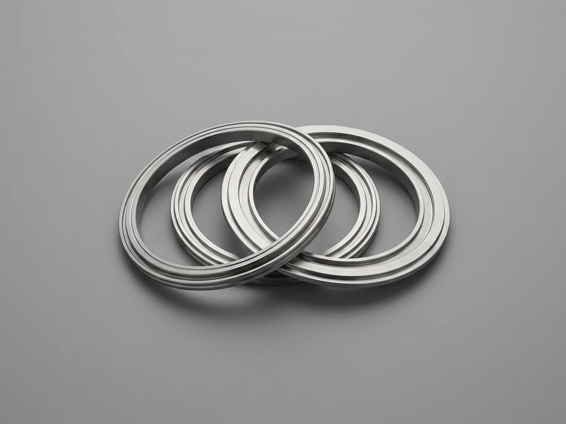 Sealing ring assembly for air, oil and hydrogen service